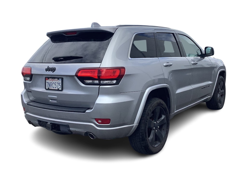 Thumbnail: 2015 Jeep Grand Cherokee - 8