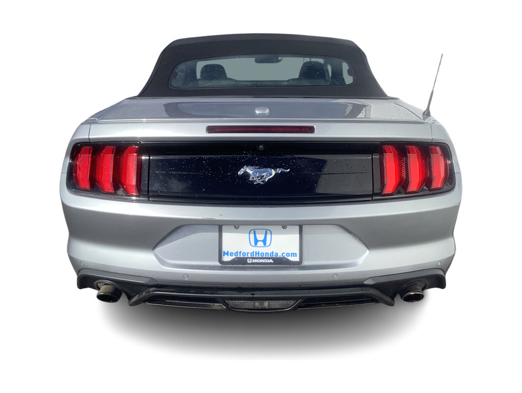 2022 Ford Mustang  5