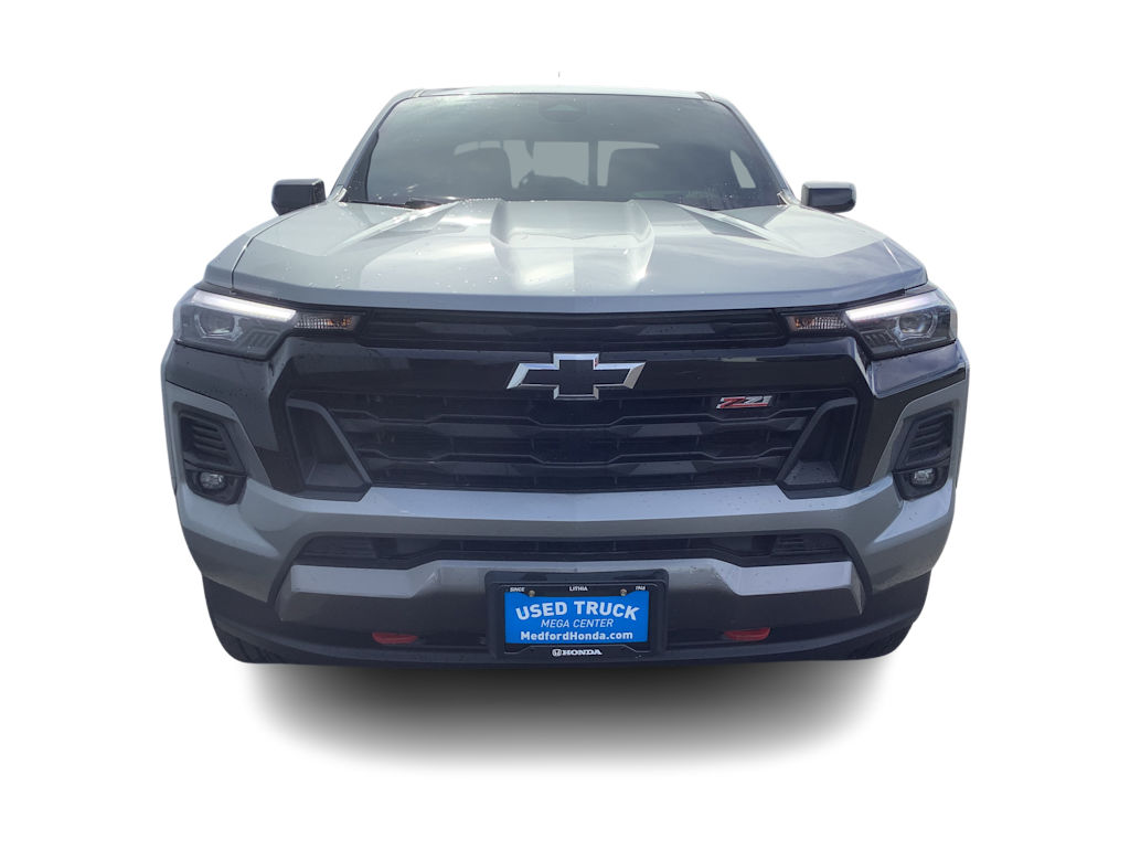 Thumbnail: 2023 Chevrolet Colorado - 6
