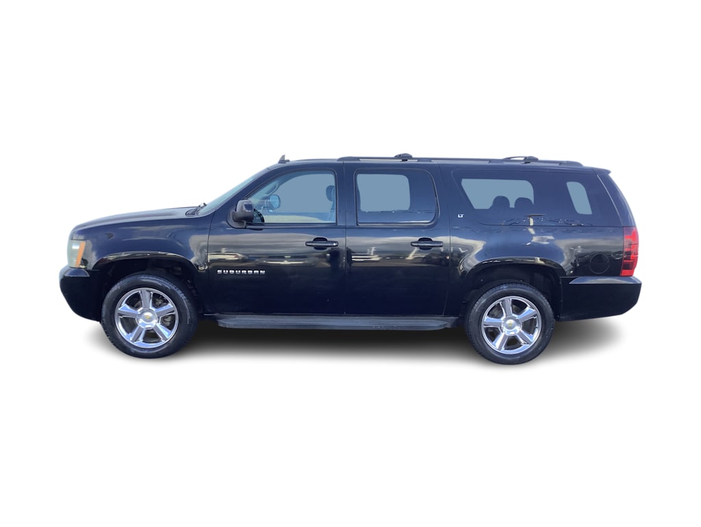 Thumbnail: 2011 Chevrolet Suburban - 3