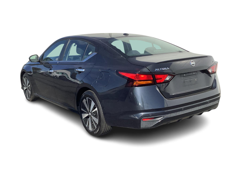 Thumbnail: 2022 Nissan Altima - 3