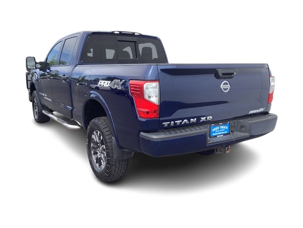 Thumbnail: 2018 Nissan Titan - 4
