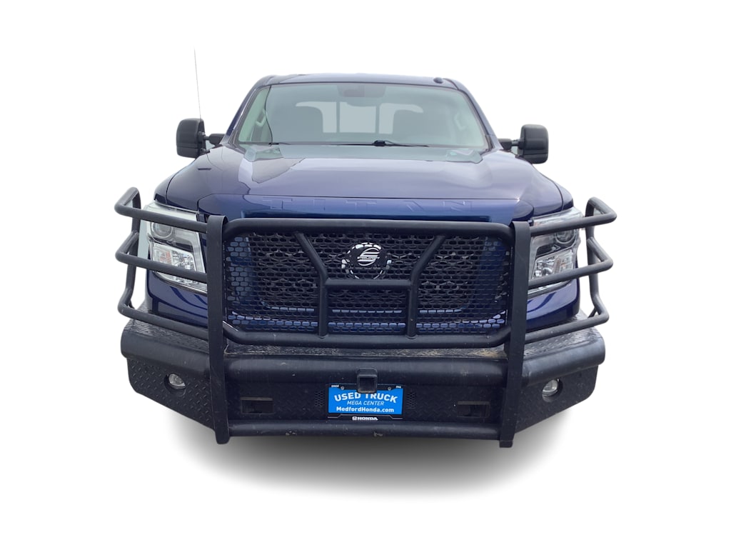Thumbnail: 2018 Nissan Titan - 6