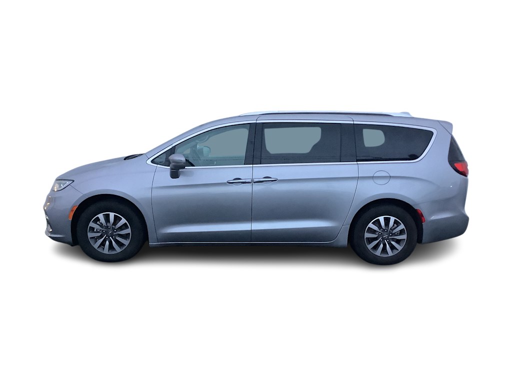 2021 Chrysler Pacifica Touring L 3