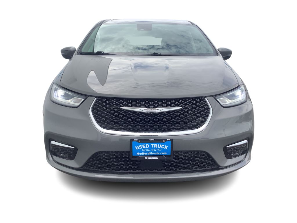 Thumbnail: 2023 Chrysler Pacifica - 6