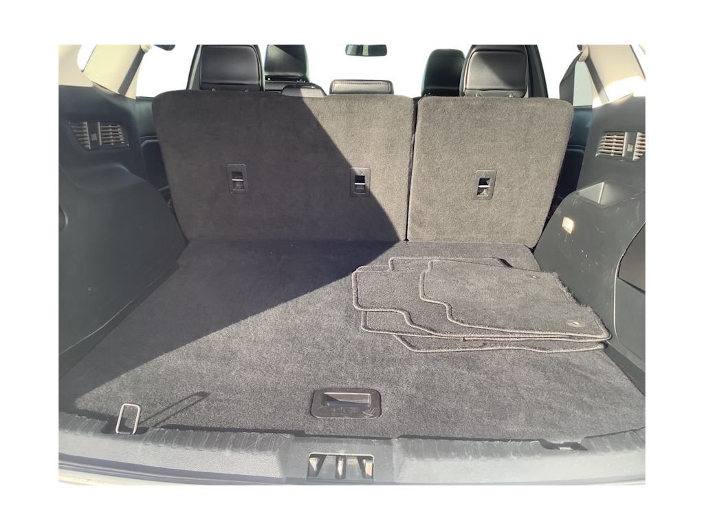 Thumbnail: 2023 Ford Edge - 17