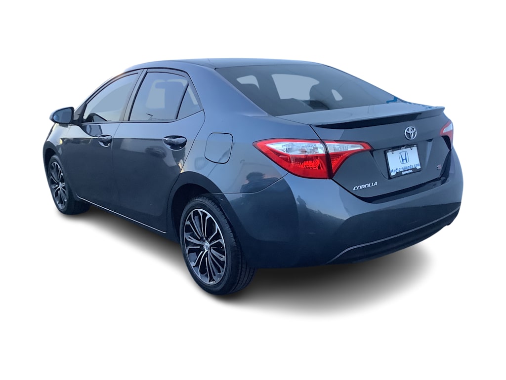 Thumbnail: 2015 Toyota Corolla - 4
