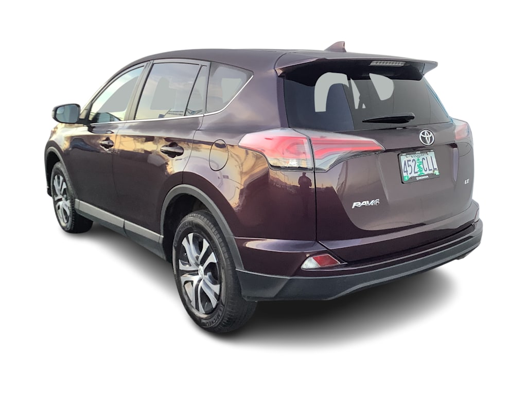 Thumbnail: 2018 Toyota RAV4 - 4