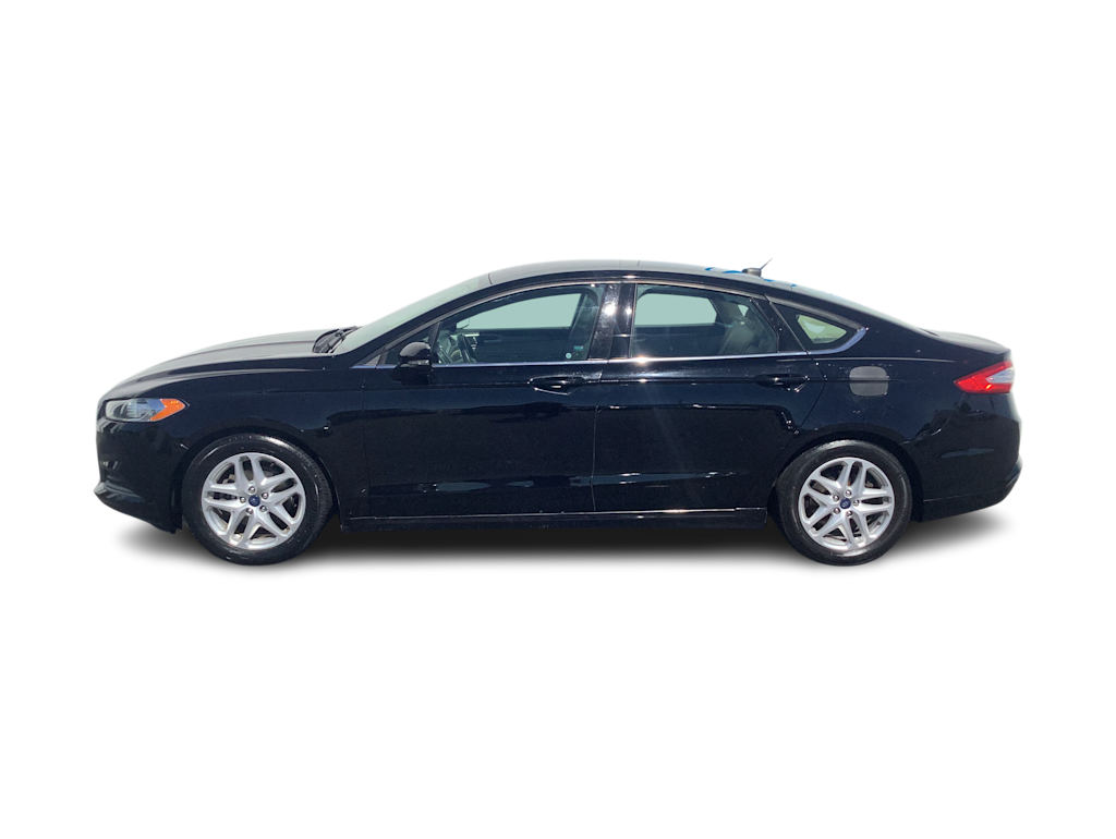 Thumbnail: 2016 Ford Fusion - 3