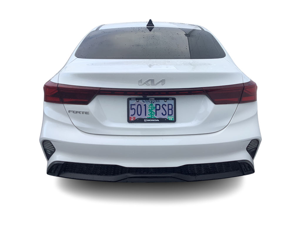 2022 Kia Forte LXS 5