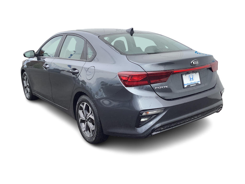 Thumbnail: 2021 Kia Forte - 4