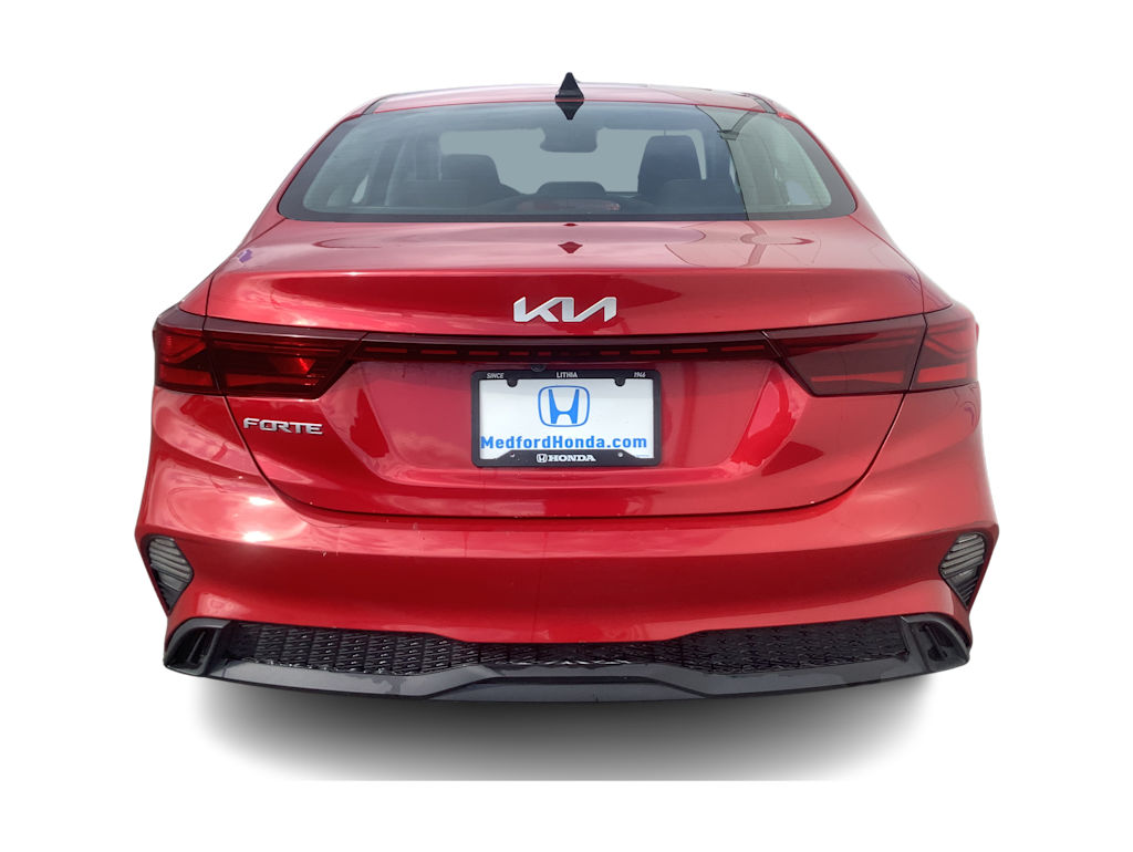 2022 Kia Forte LXS 5