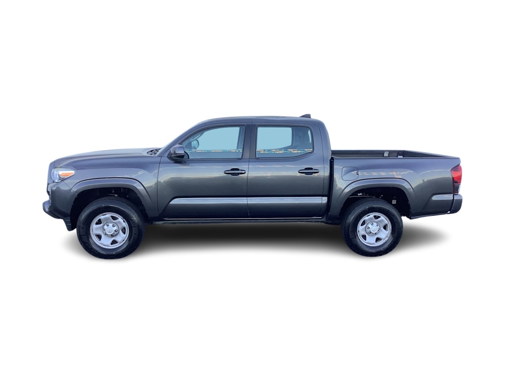 Thumbnail: 2018 Toyota Tacoma - 3