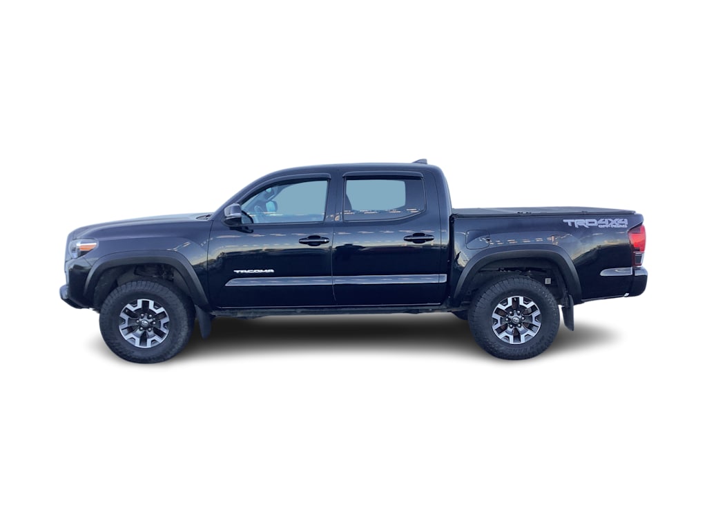 Thumbnail: 2019 Toyota Tacoma - 3