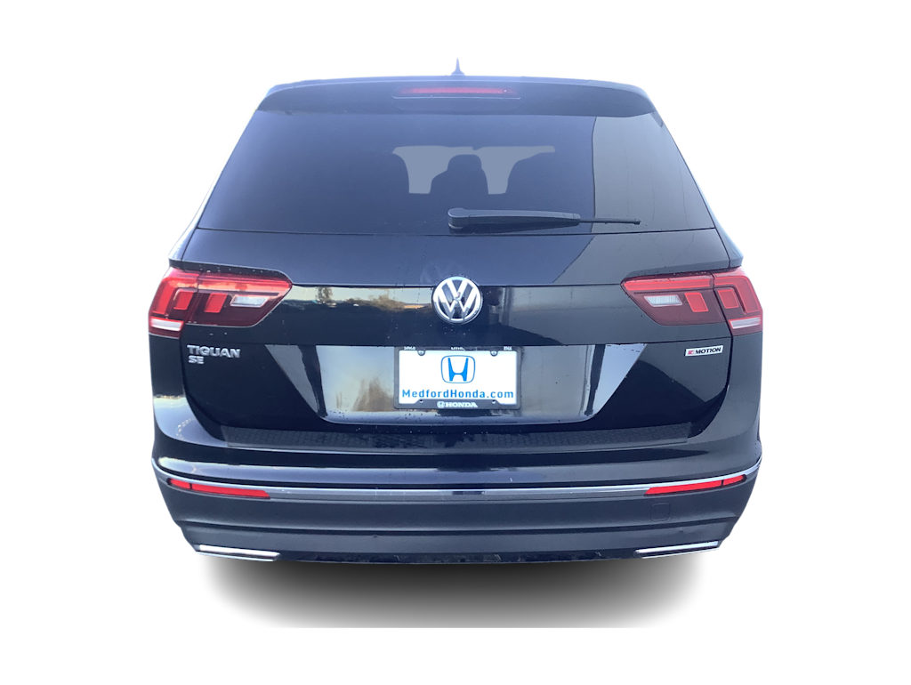 Thumbnail: 2021 Volkswagen Tiguan - 5