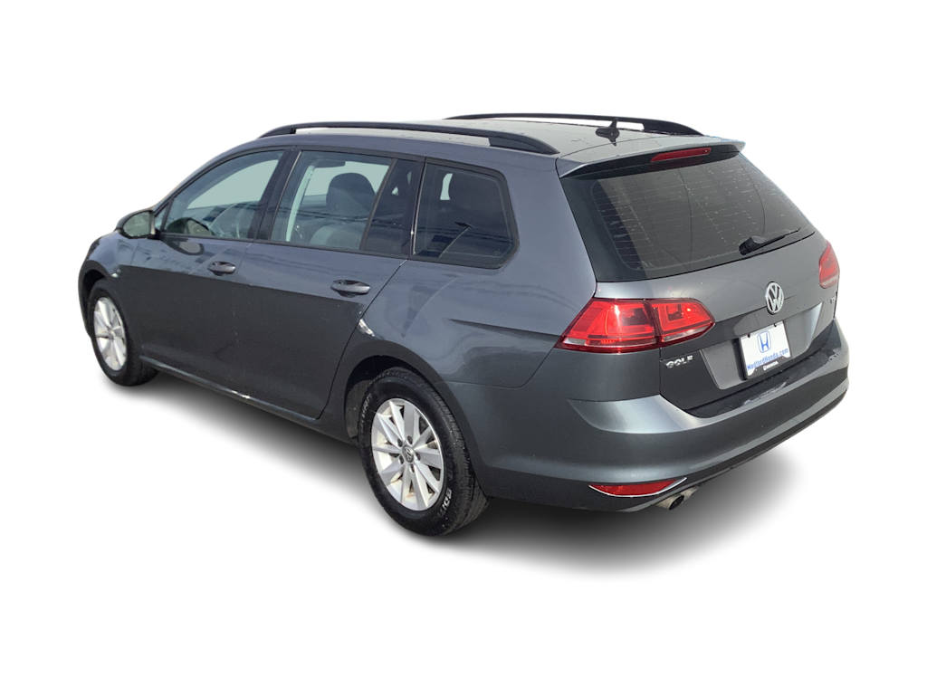 Thumbnail: 2016 Volkswagen Golf - 4