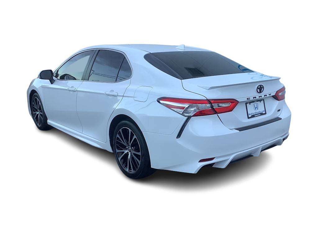Thumbnail: 2020 Toyota Camry - 4