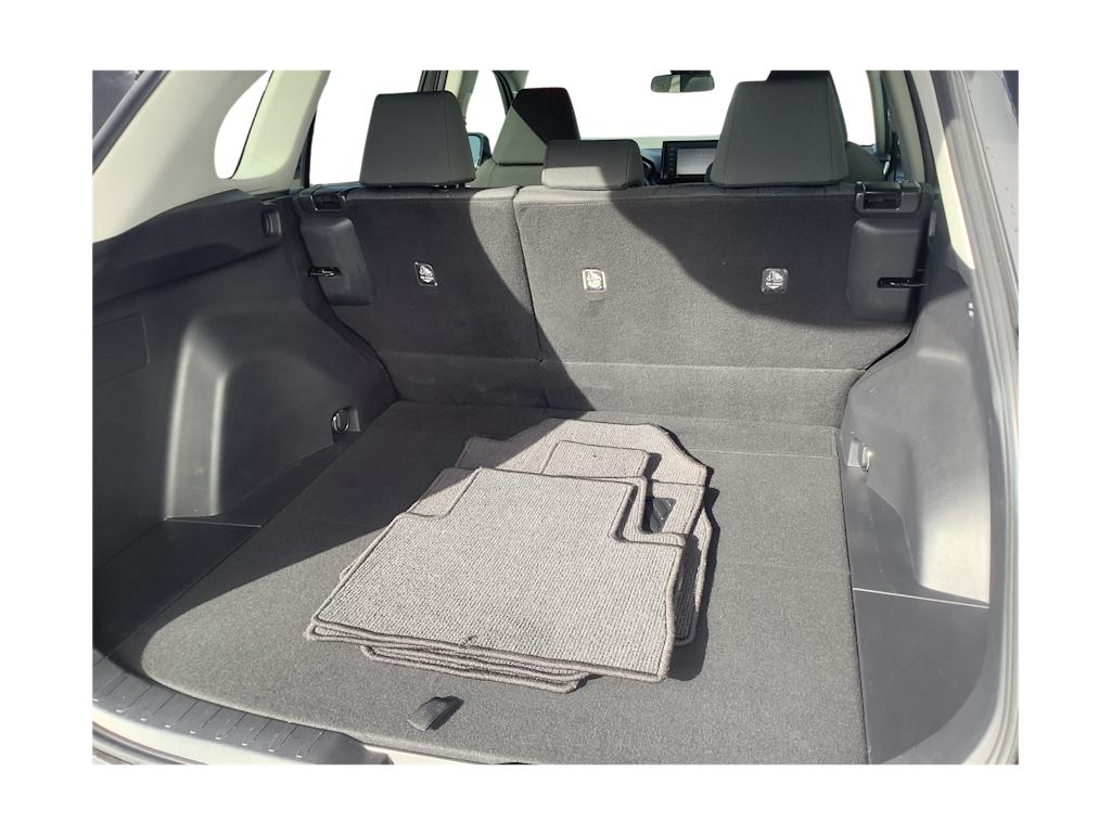 Thumbnail: 2022 Toyota RAV4 - 16