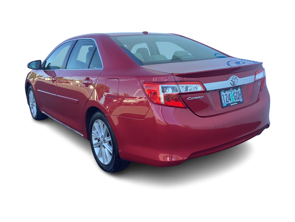 Thumbnail: 2013 Toyota Camry - 4