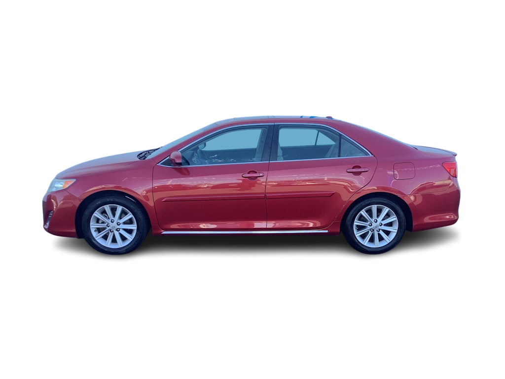 Thumbnail: 2013 Toyota Camry - 3