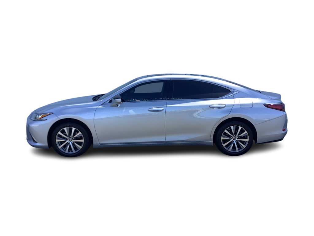 Thumbnail: 2019 Lexus ES - 3