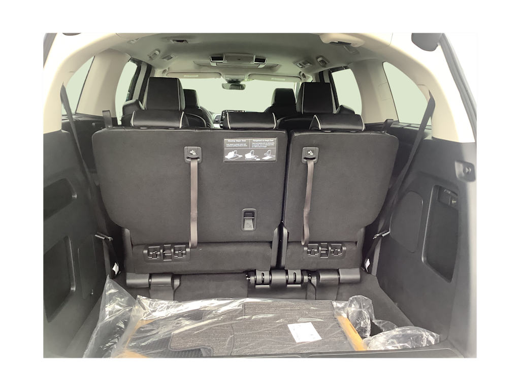 2025 Honda Odyssey Touring 16