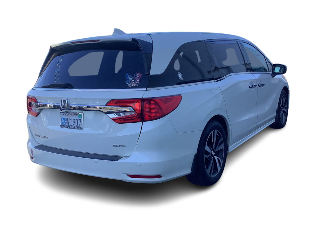 Thumbnail: 2018 Honda Odyssey - 8
