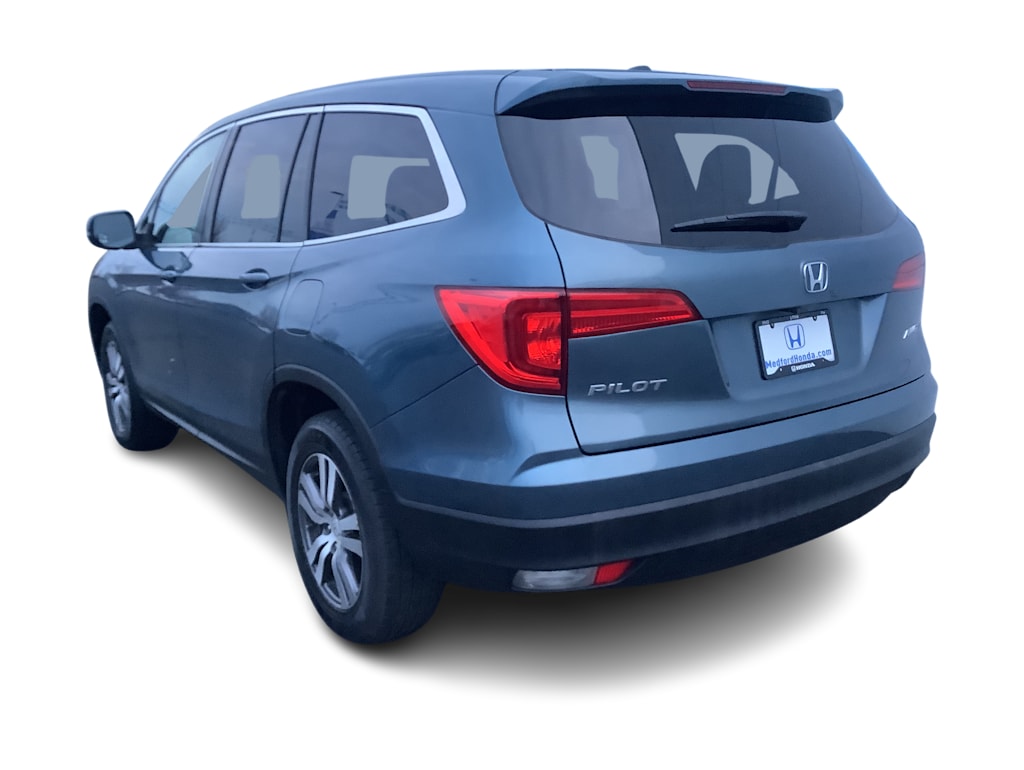 Thumbnail: 2016 Honda Pilot - 4