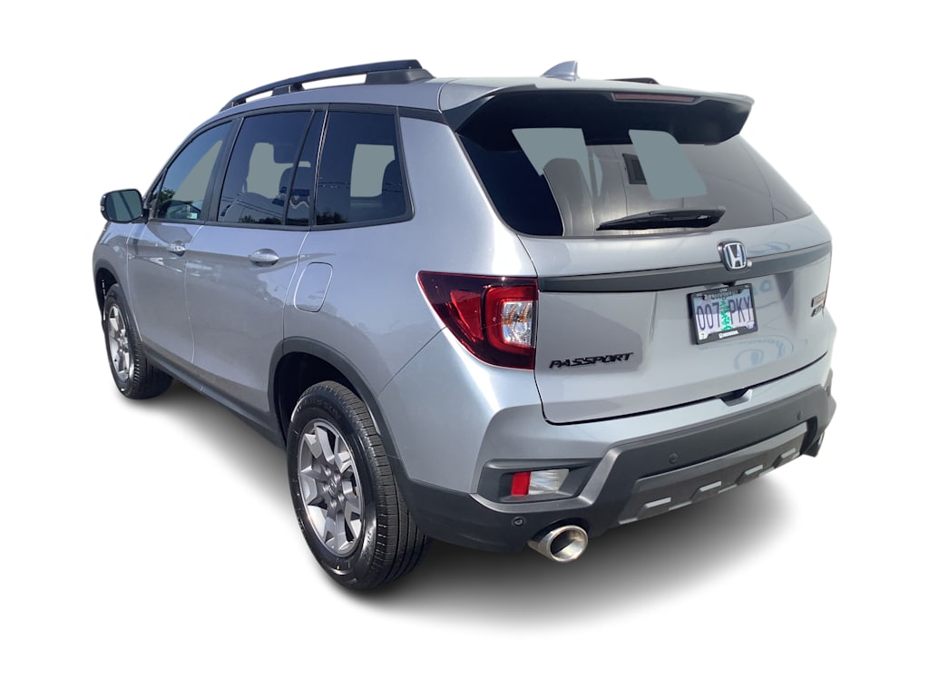 Thumbnail: 2023 Honda Passport - 4