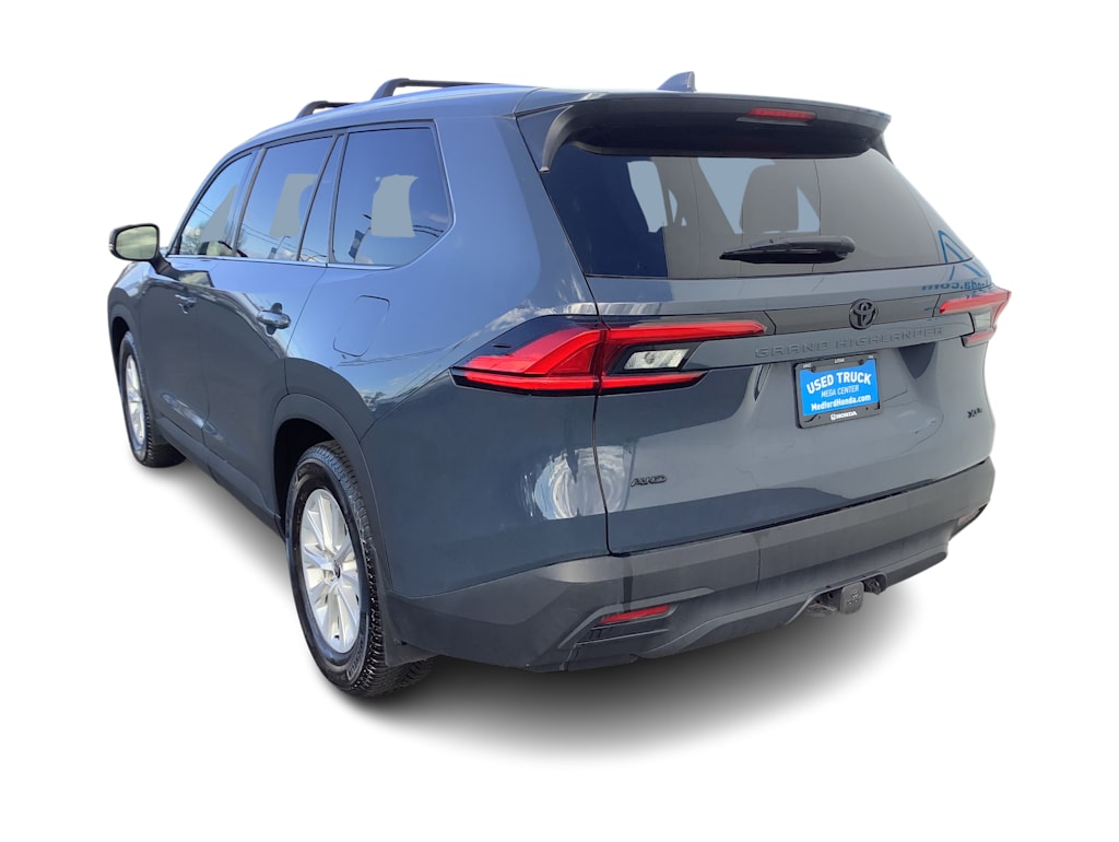 Thumbnail: 2024 Toyota Grand Highlander - 4