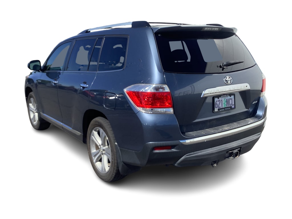Thumbnail: 2013 Toyota Highlander - 3