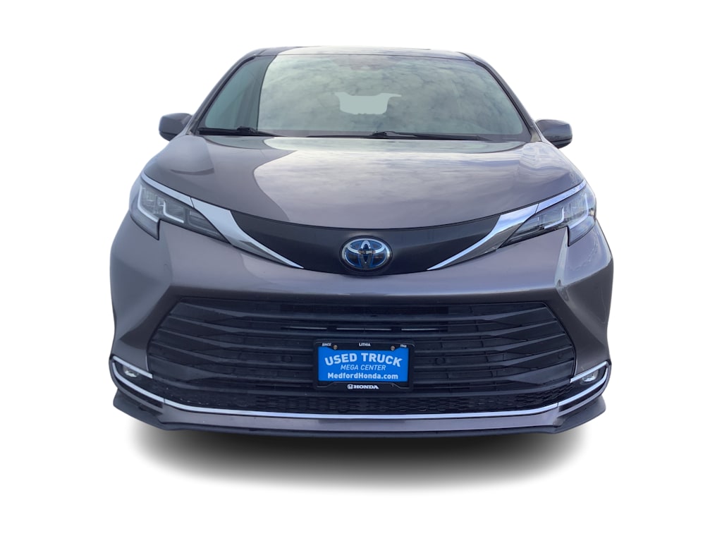 Thumbnail: 2021 Toyota Sienna - 6