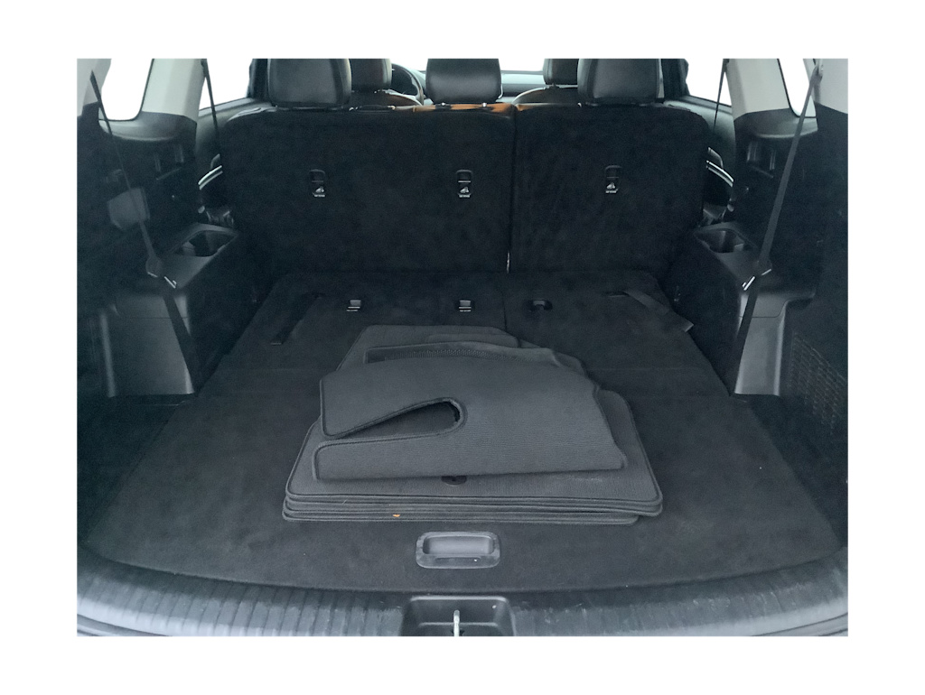 Thumbnail: 2020 Kia Telluride - 17