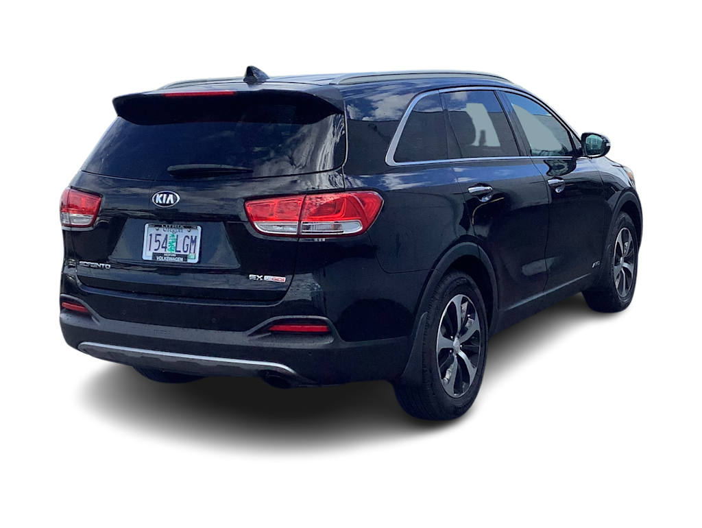 Thumbnail: 2016 Kia Sorento - 7