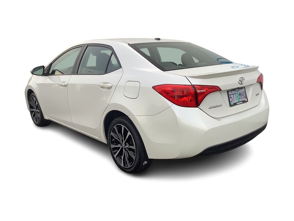 Thumbnail: 2018 Toyota Corolla - 4