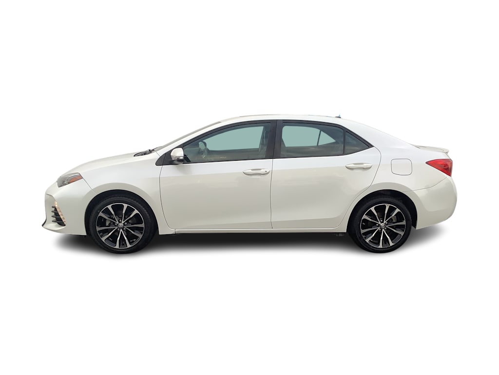 Thumbnail: 2018 Toyota Corolla - 3