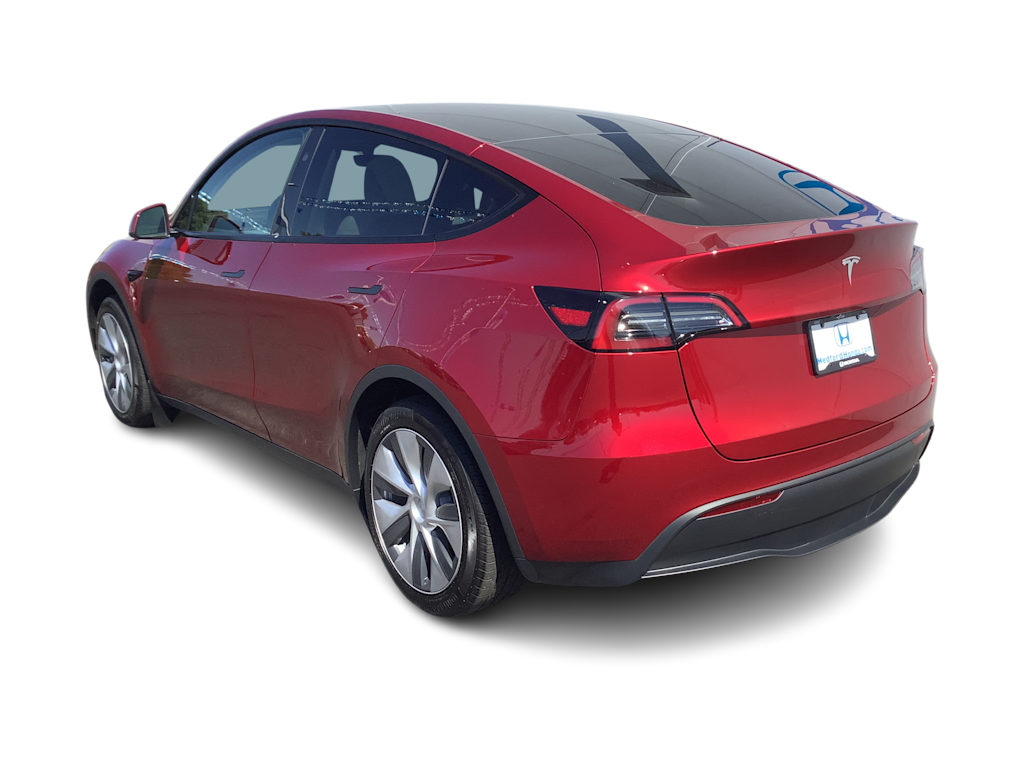 Thumbnail: 2024 Tesla Model Y - 4