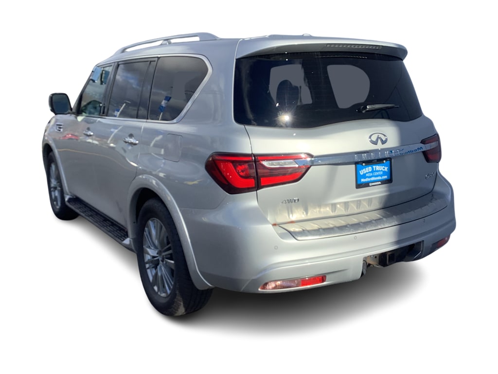 2021 INFINITI QX80 Luxe 4