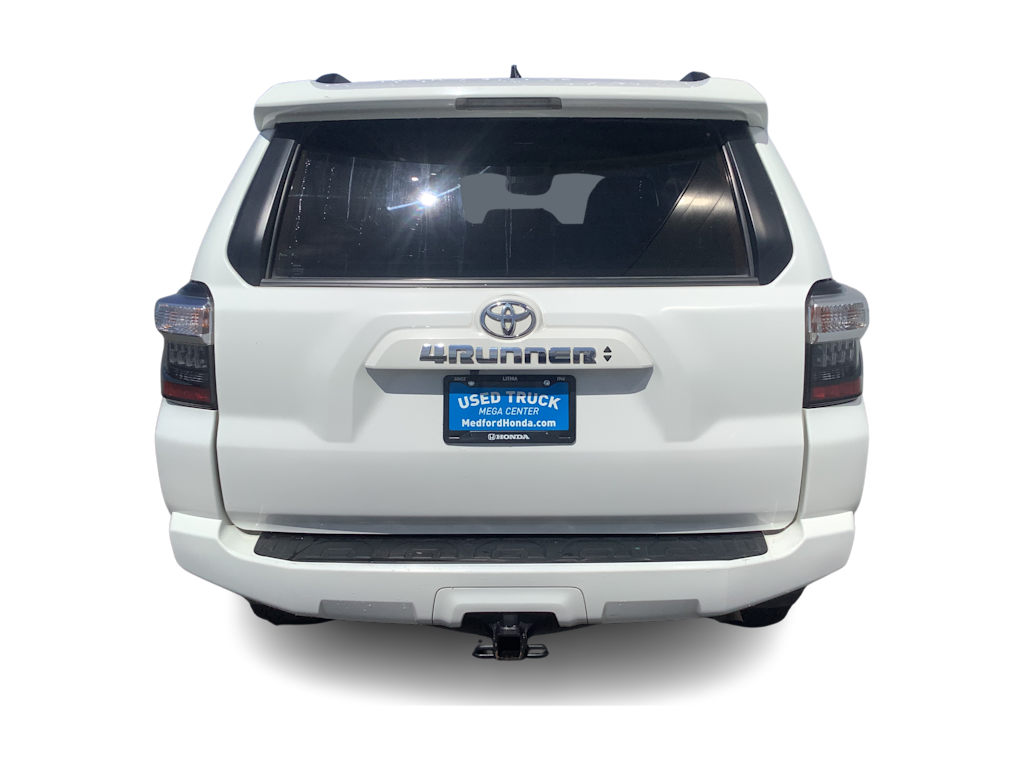 2022 Toyota 4Runner SR5 5