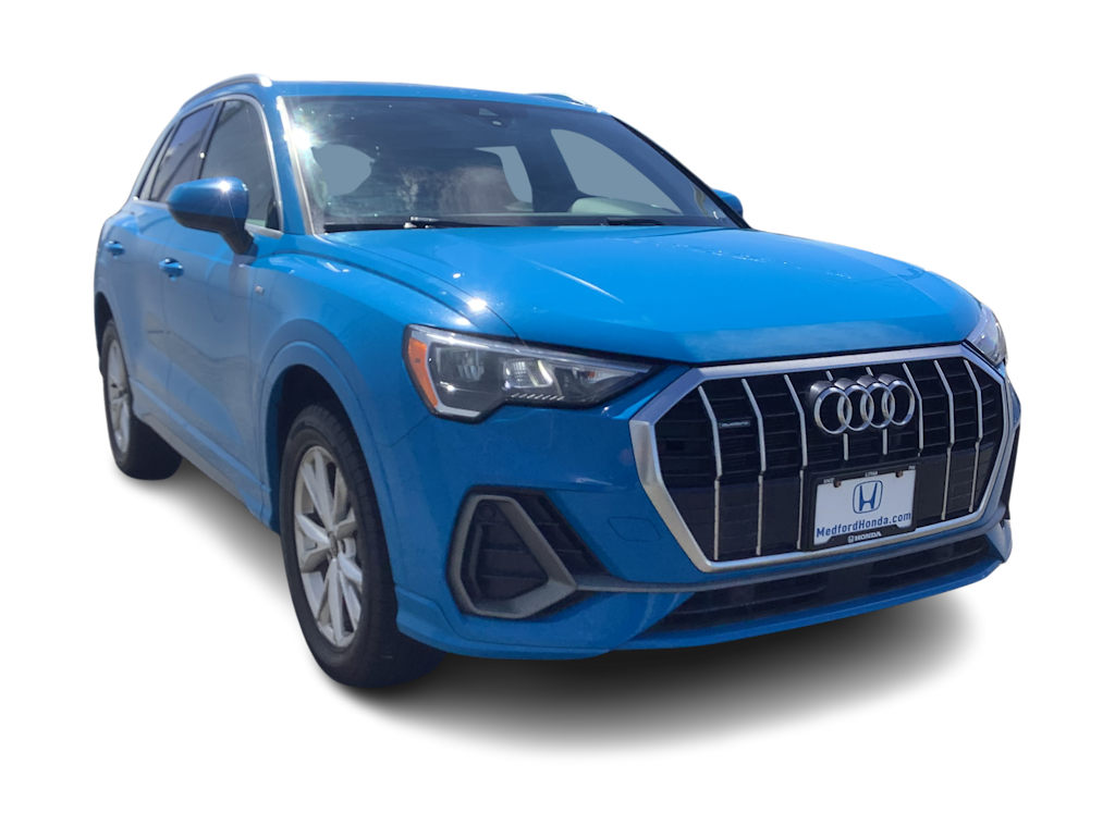 Thumbnail: 2022 Audi Q3 - 18