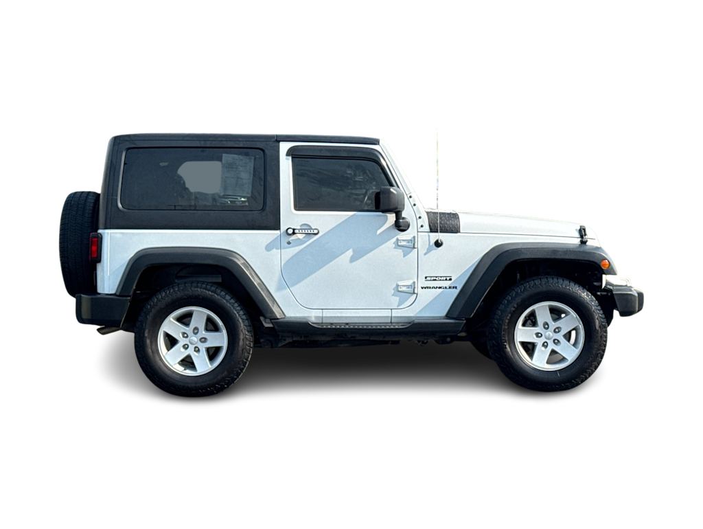 Thumbnail: 2017 Jeep Wrangler - 19