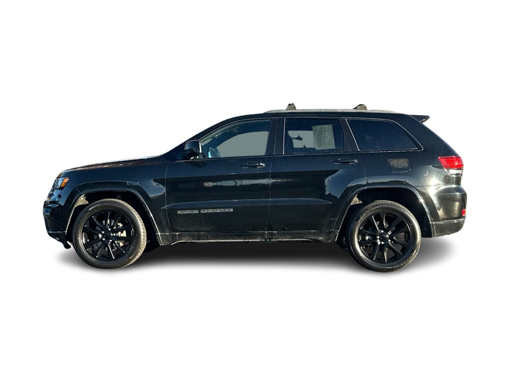Thumbnail: 2018 Jeep Grand Cherokee - 3