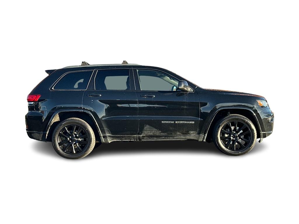 Thumbnail: 2018 Jeep Grand Cherokee - 18