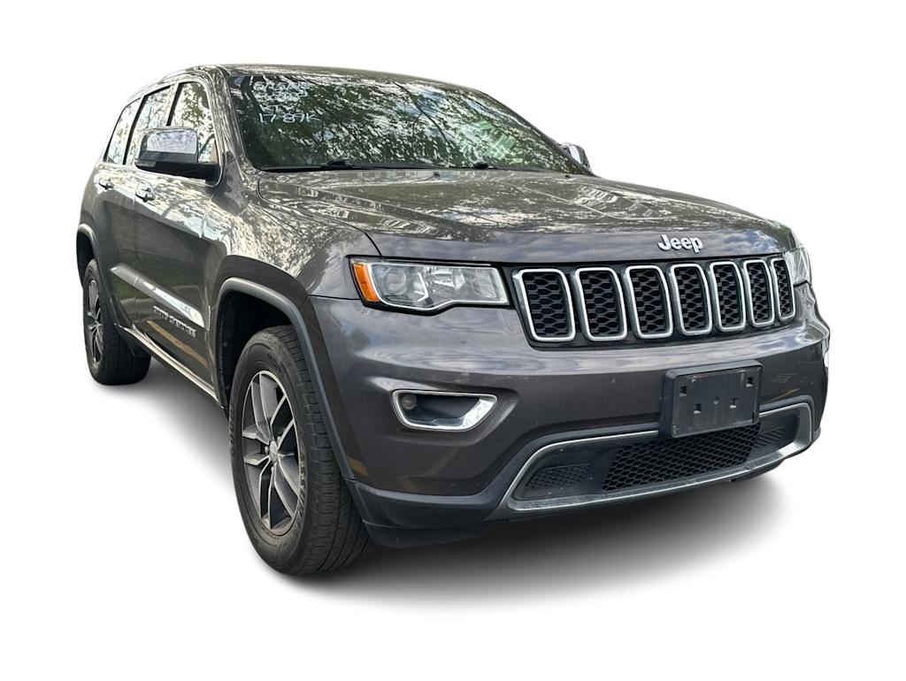 Thumbnail: 2017 Jeep Grand Cherokee - 8