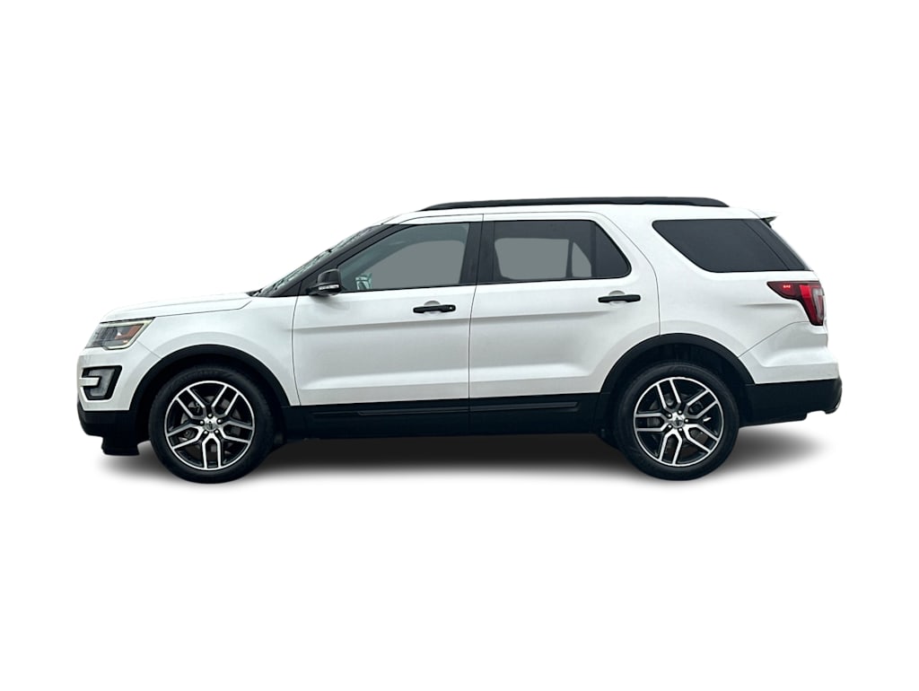Thumbnail: 2016 Ford Explorer - 3