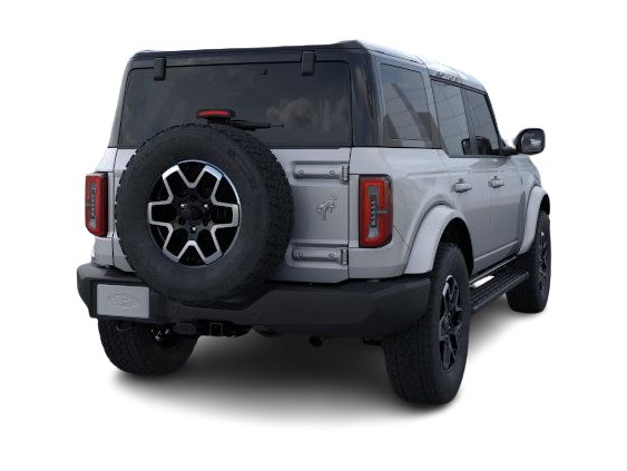 2024 Ford Bronco Outer Banks 16