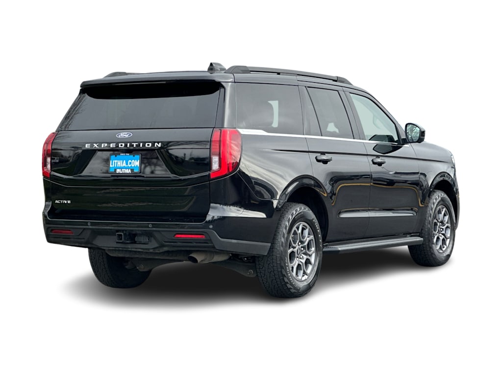 Thumbnail: 2025 Ford Expedition - 16