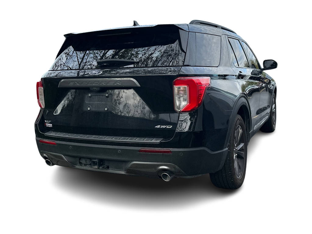 Thumbnail: 2021 Ford Explorer - 8