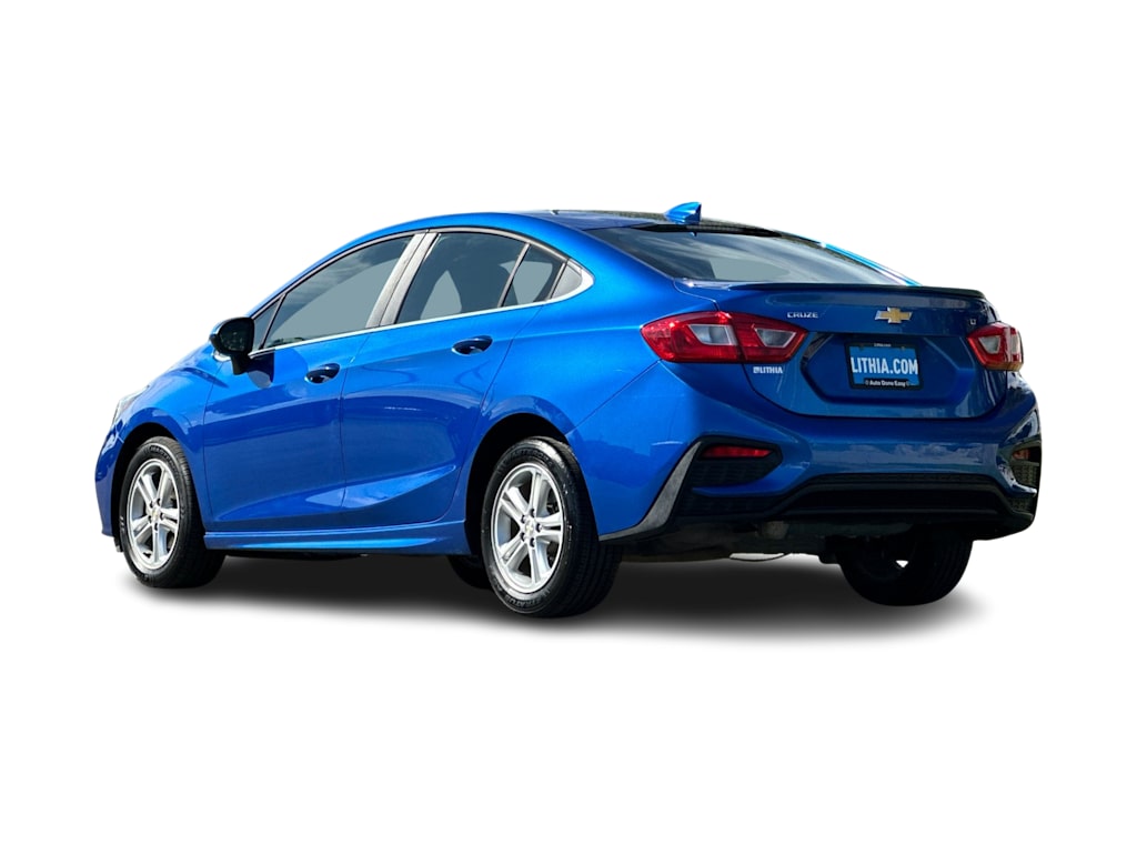 Thumbnail: 2017 Chevrolet Cruze - 4