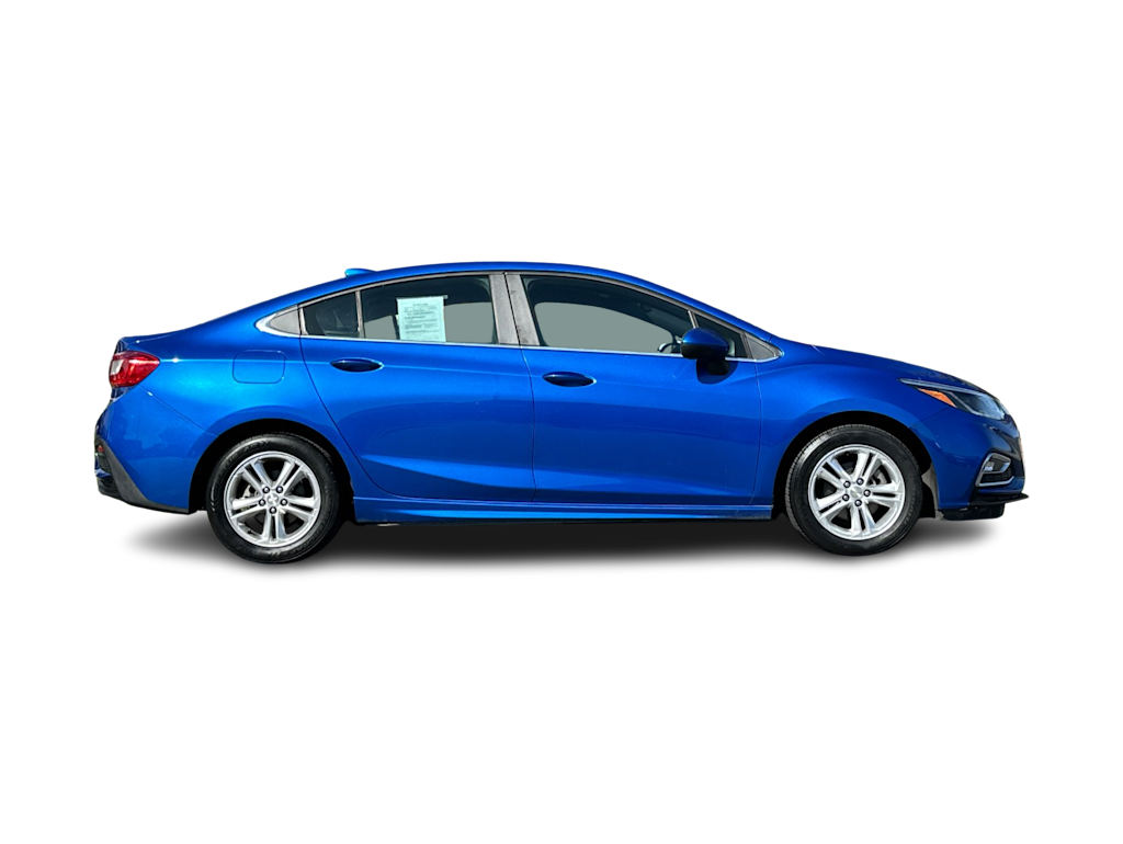 Thumbnail: 2017 Chevrolet Cruze - 18